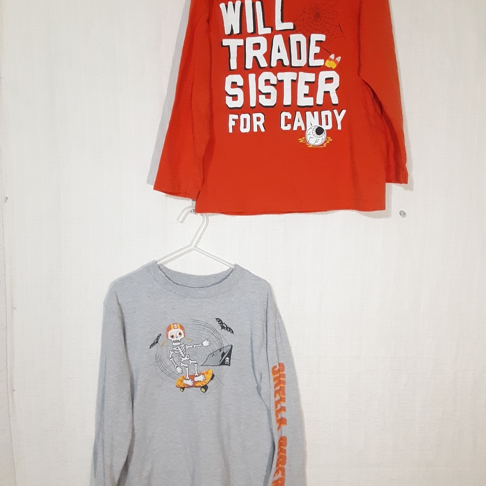 2 Boys Halloween shirts